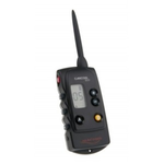 Sistēma suņa kontrolei ar dārgi maksājošo profesionālo elektronisko kakla siksnu iespējām